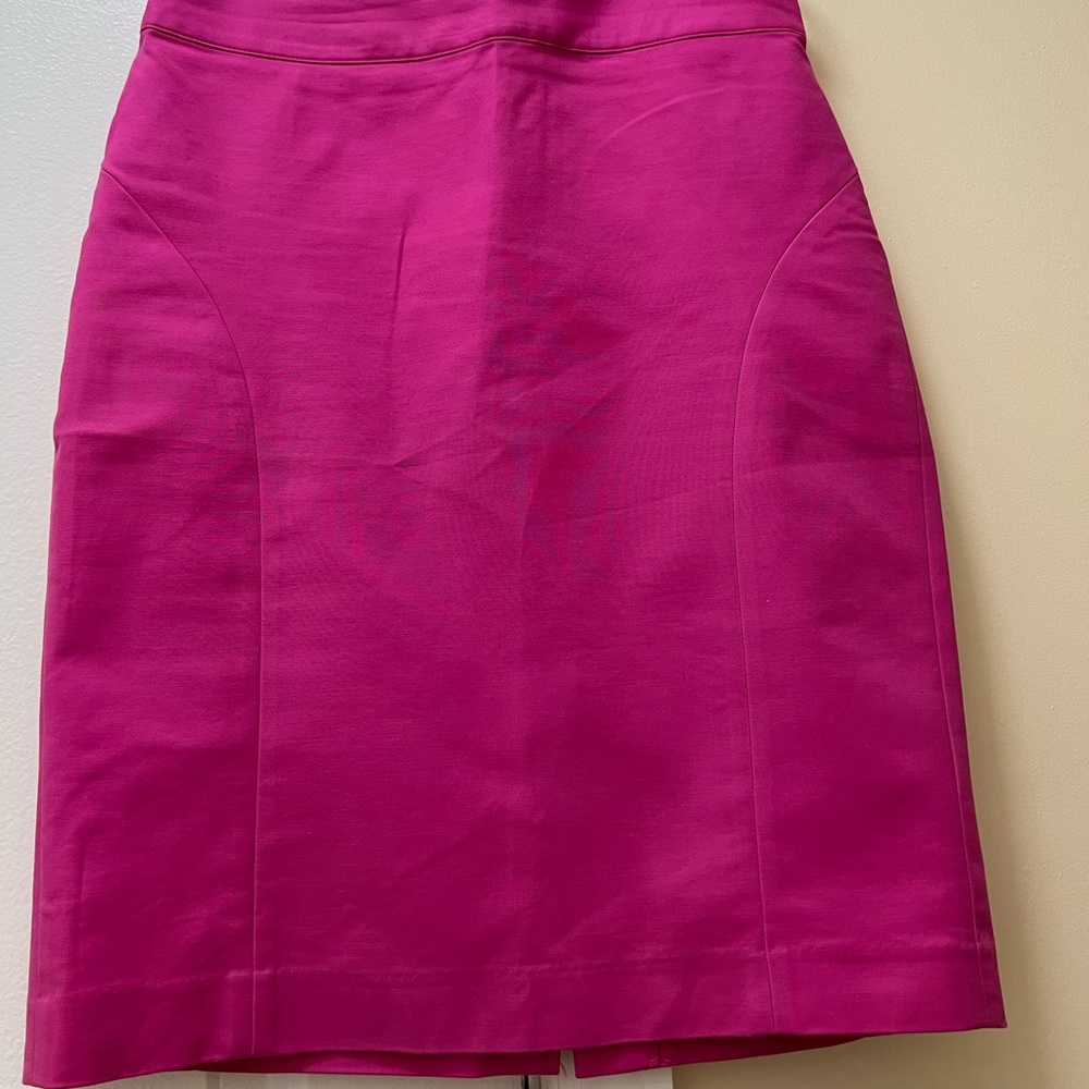 Banana Republic hot pink  Skirt size 4